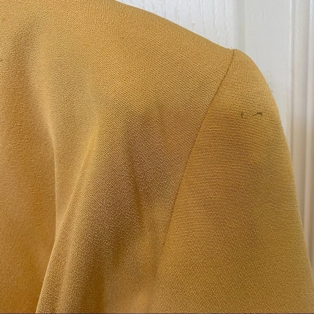 Vintage Suit Buttery soft yellow high-rise two-piece suit size 6 - Picture 15 of 15